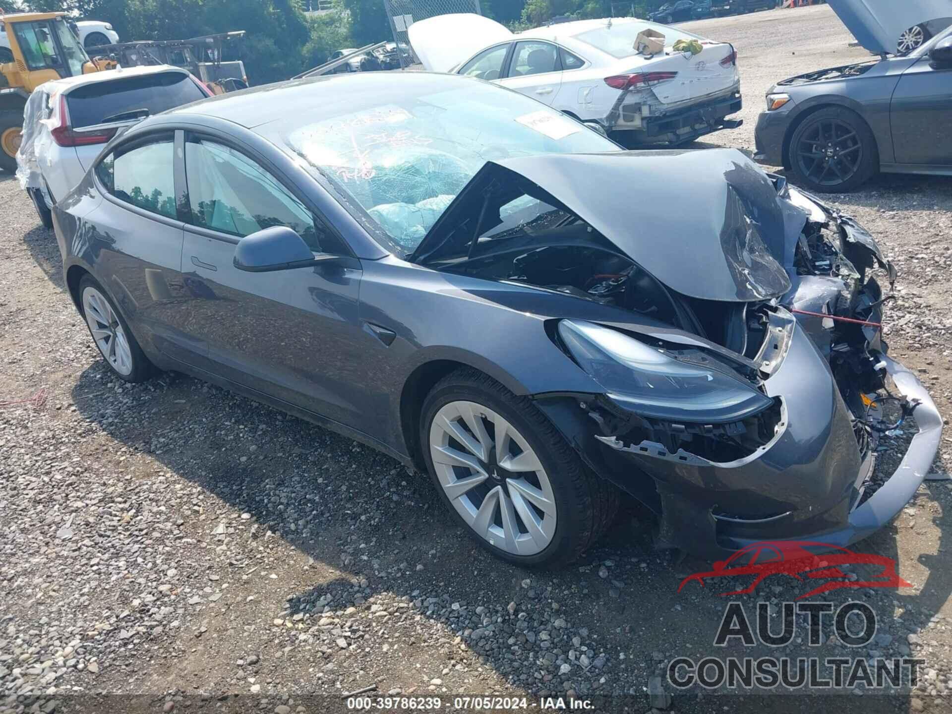 TESLA MODEL 3 2023 - 5YJ3E1EA2PF492581