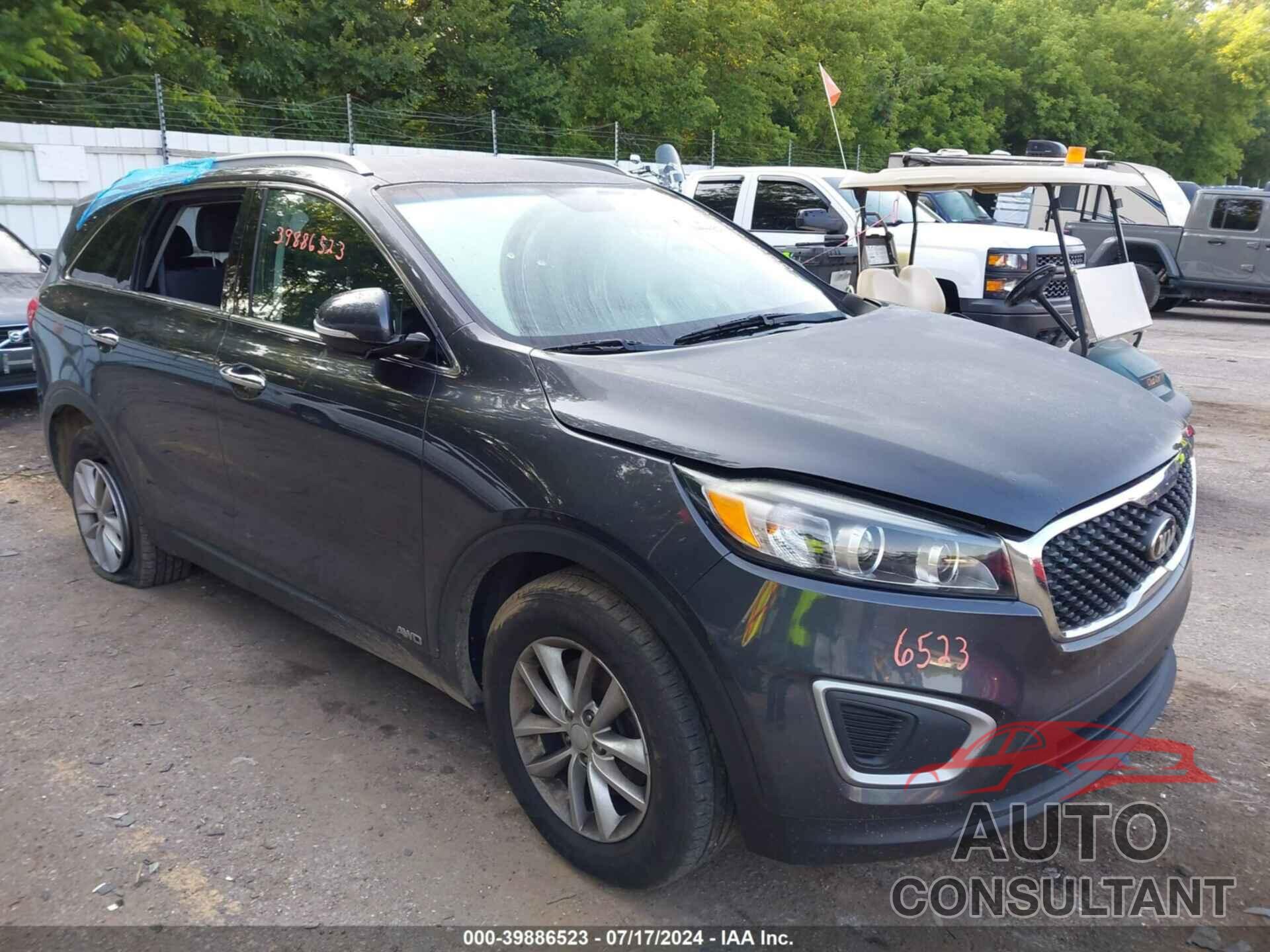 KIA SORENTO 2018 - 5XYPGDA39JG382986