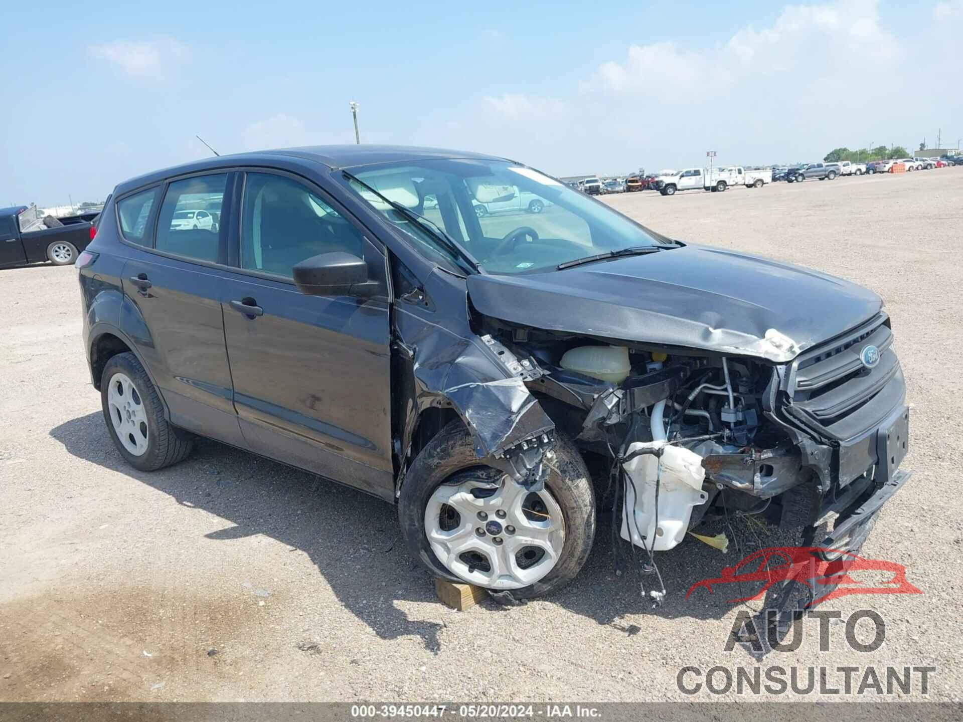 FORD ESCAPE 2018 - 1FMCU0F70JUC59339