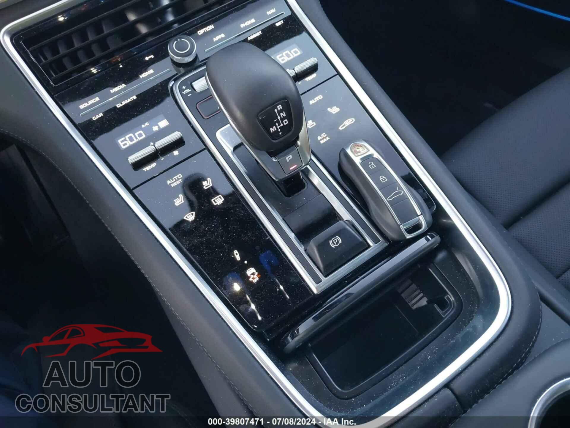 PORSCHE PANAMERA 2023 - WP0BB2A74PL153015