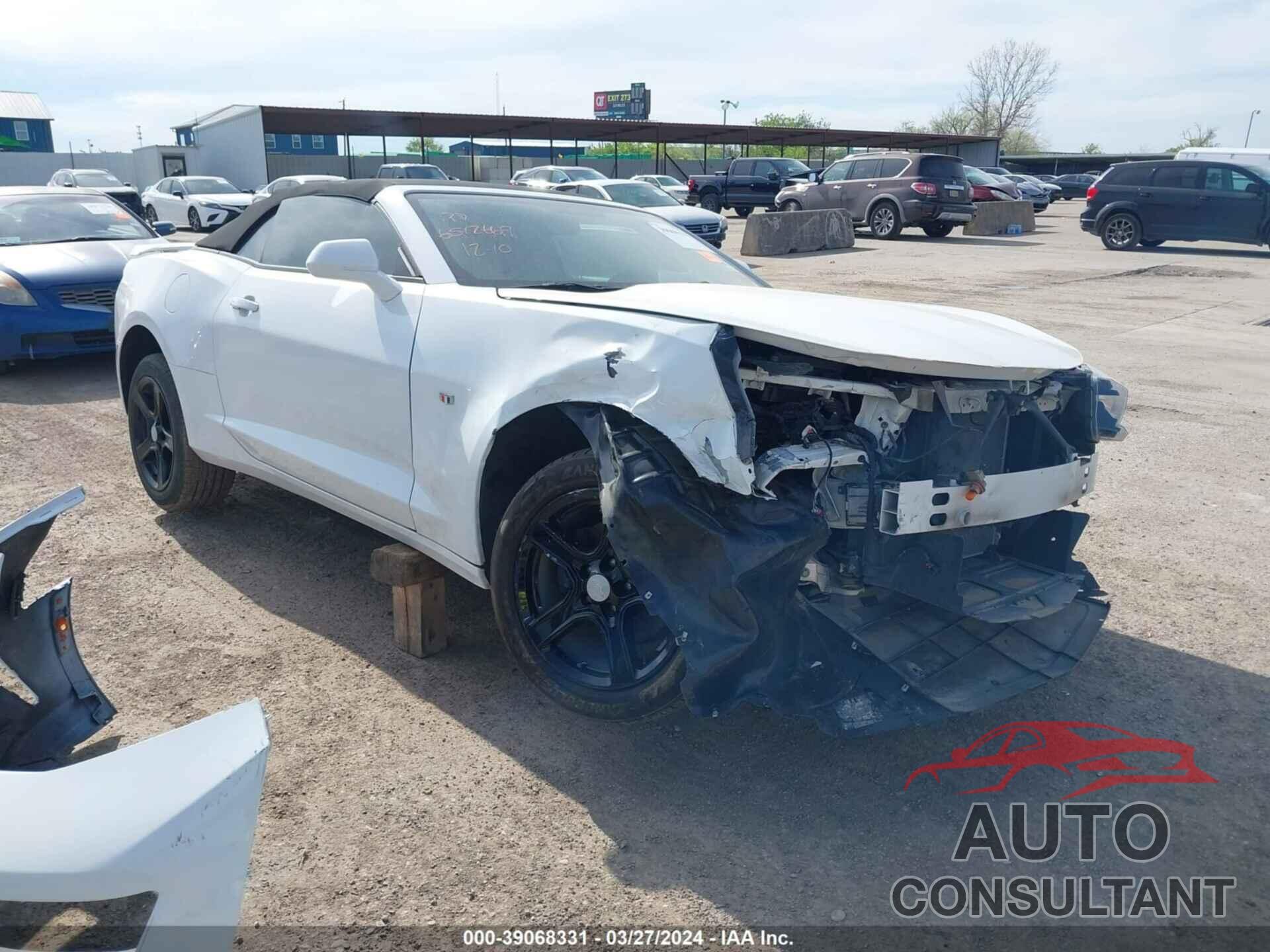 CHEVROLET CAMARO 2018 - 1G1FD3DS5J0107387