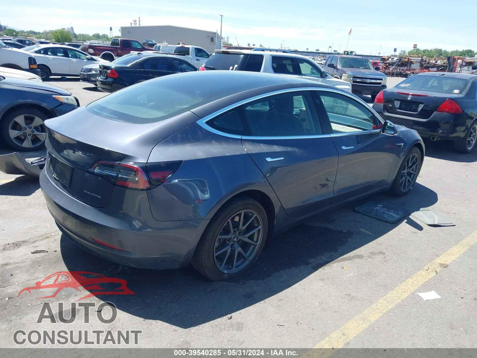 TESLA MODEL 3 2019 - 5YJ3E1EB3KF359619