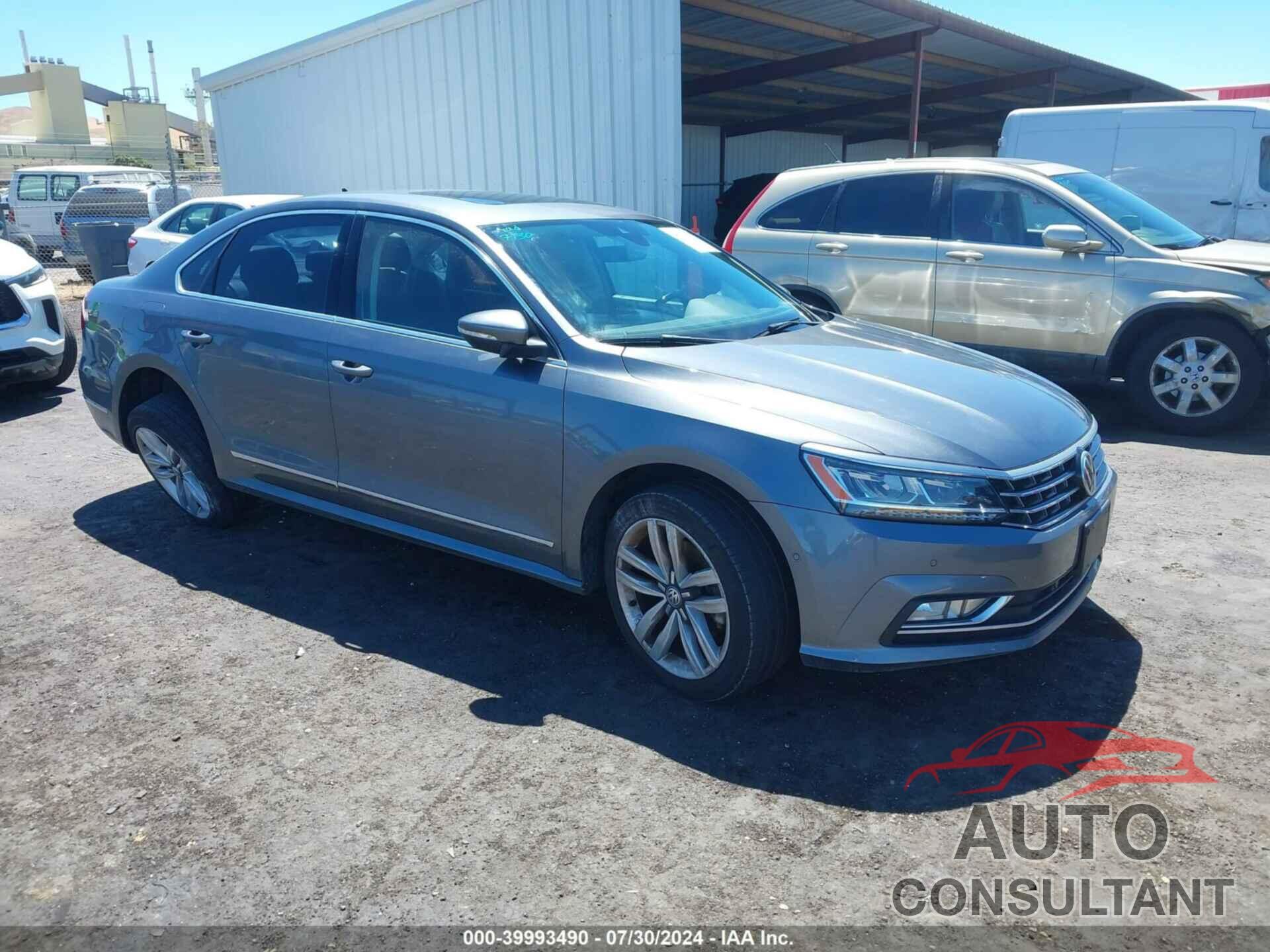 VOLKSWAGEN PASSAT 2017 - 1VWCT7A31HC018052