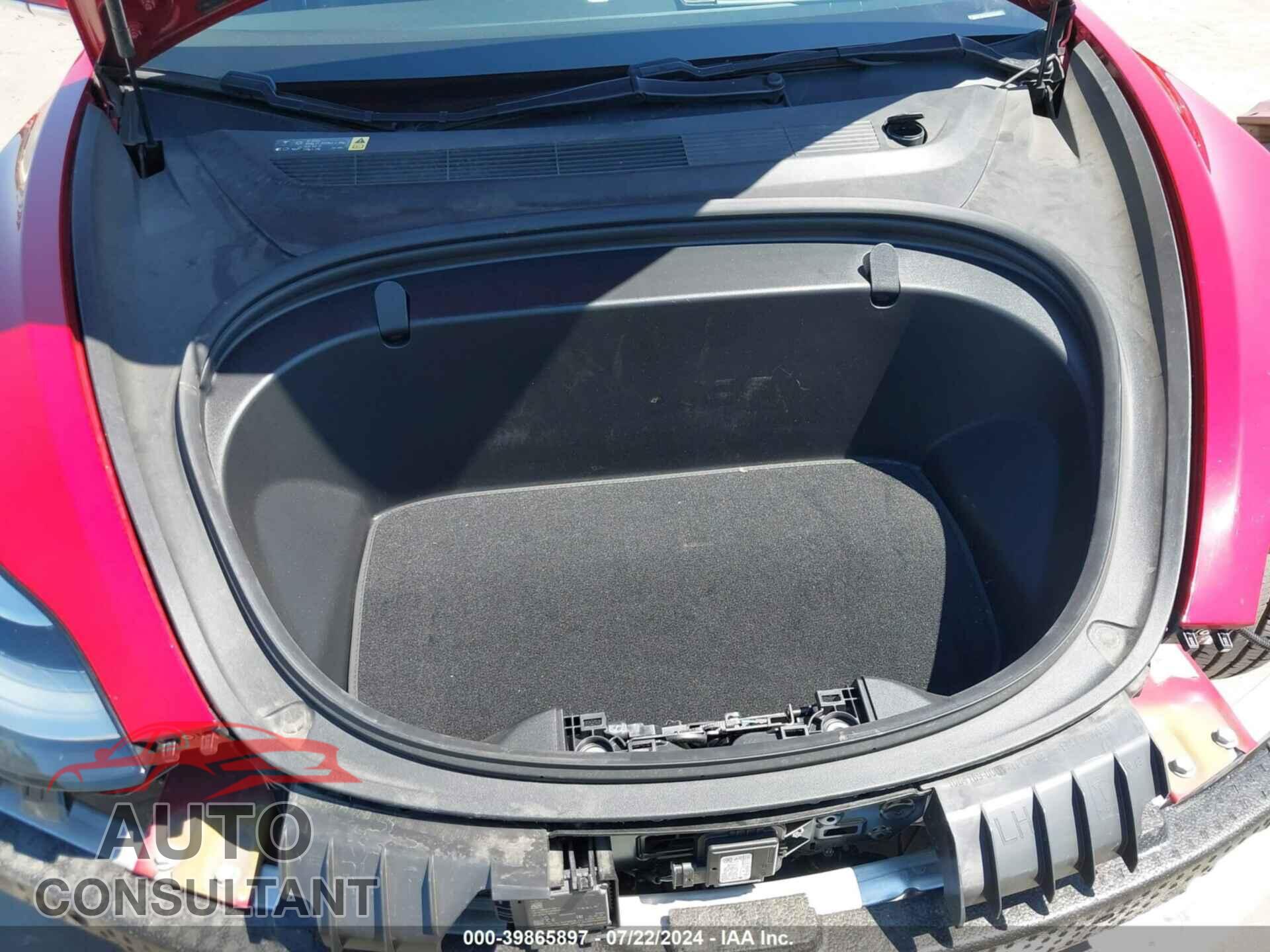 TESLA MODEL 3 2018 - 5YJ3E1EA8JF044806