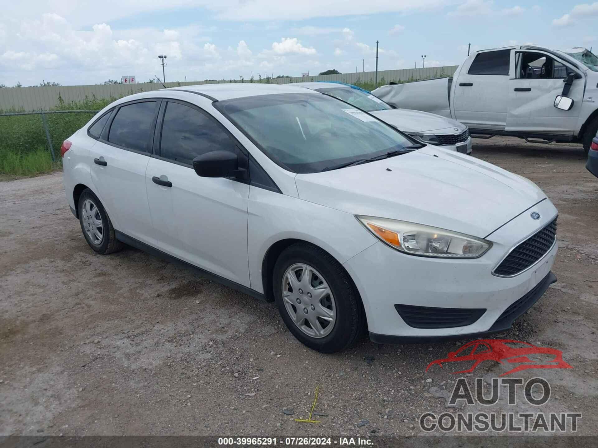 FORD FOCUS 2017 - 1FADP3E25HL229797