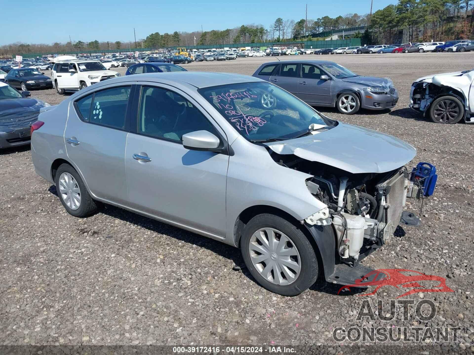 NISSAN VERSA 2018 - 3N1CN7AP7JL879619