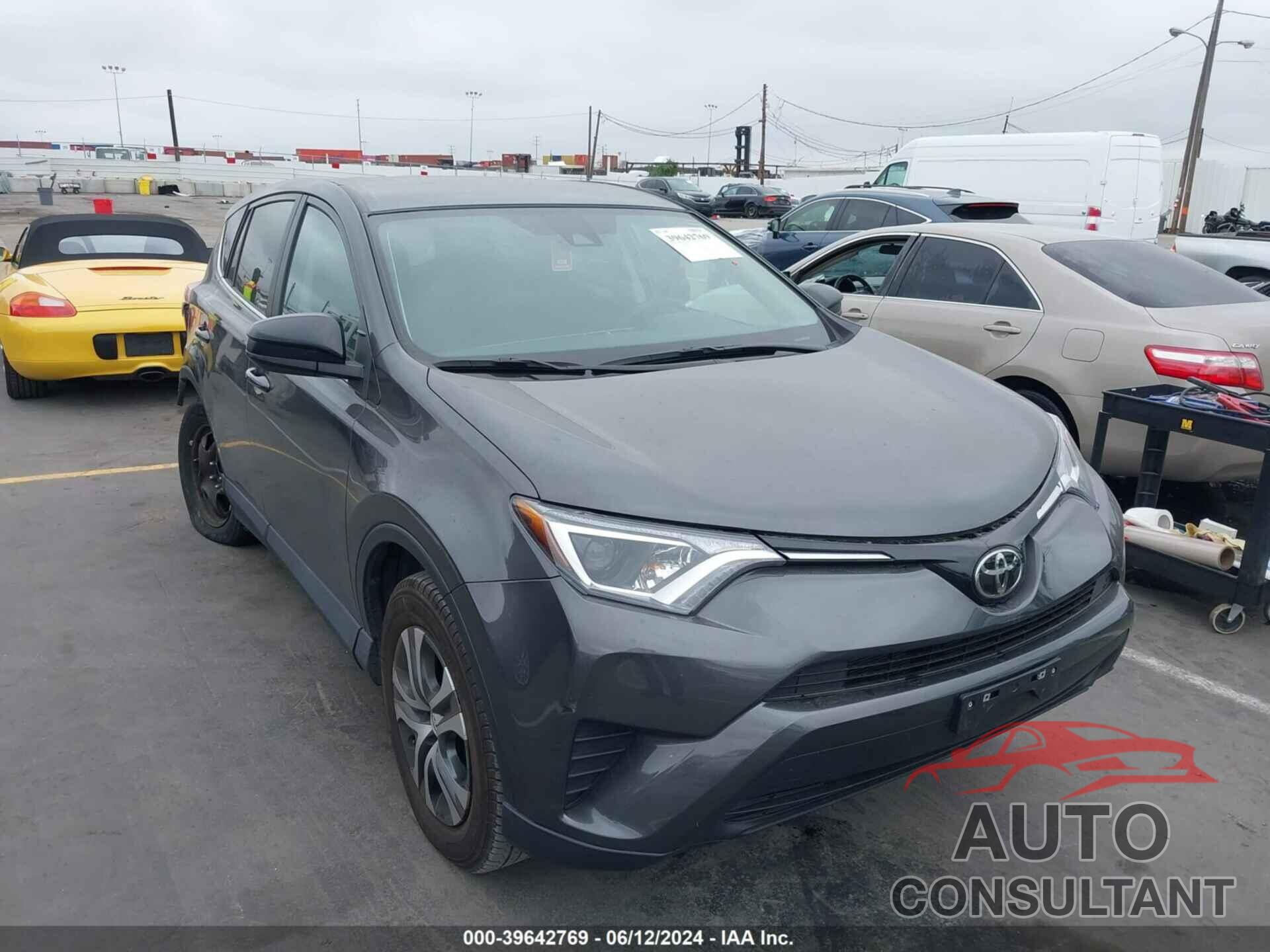 TOYOTA RAV4 2018 - 2T3ZFREV0JW405643