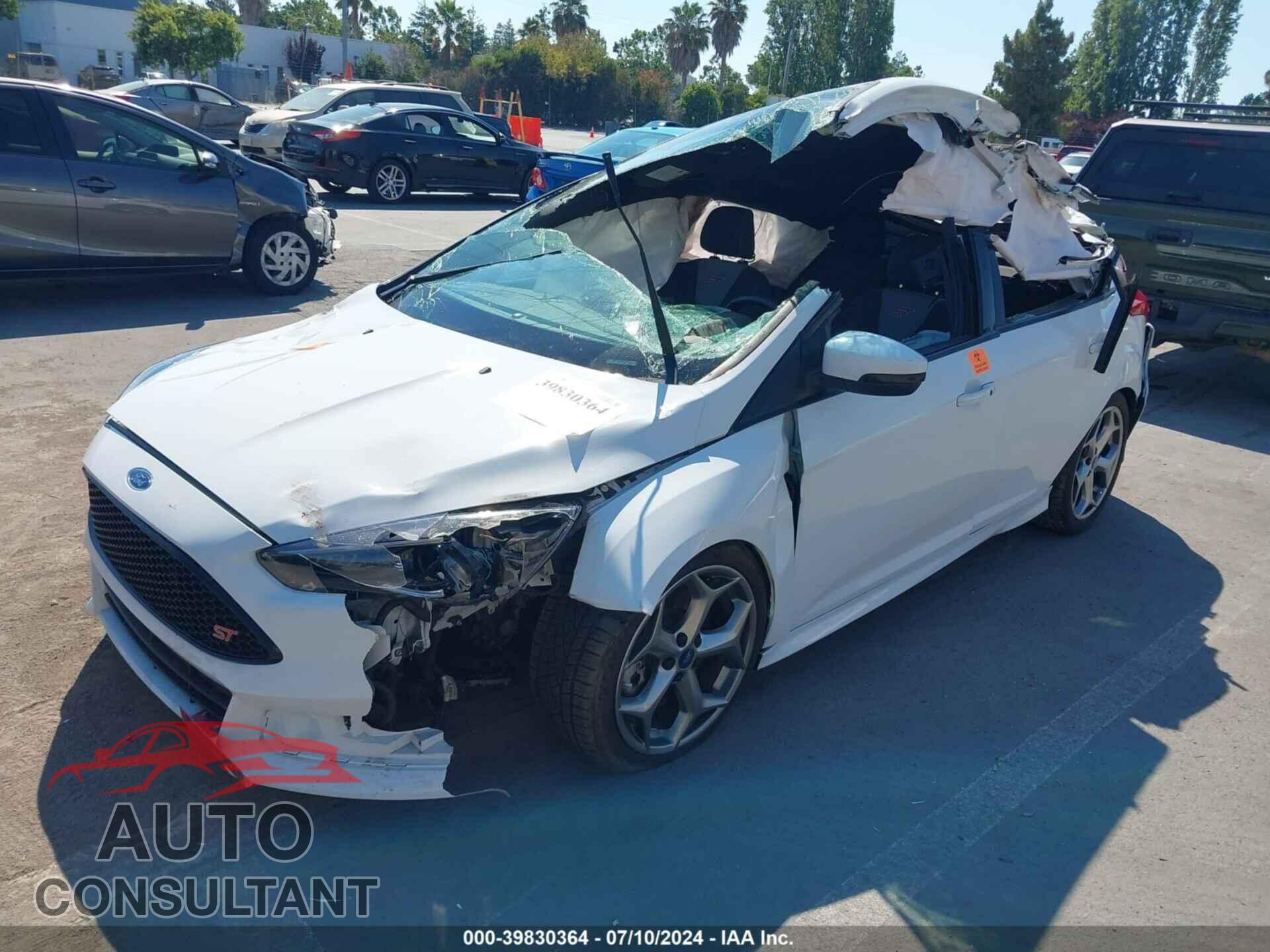 FORD FOCUS ST 2017 - 1FADP3L90HL214916