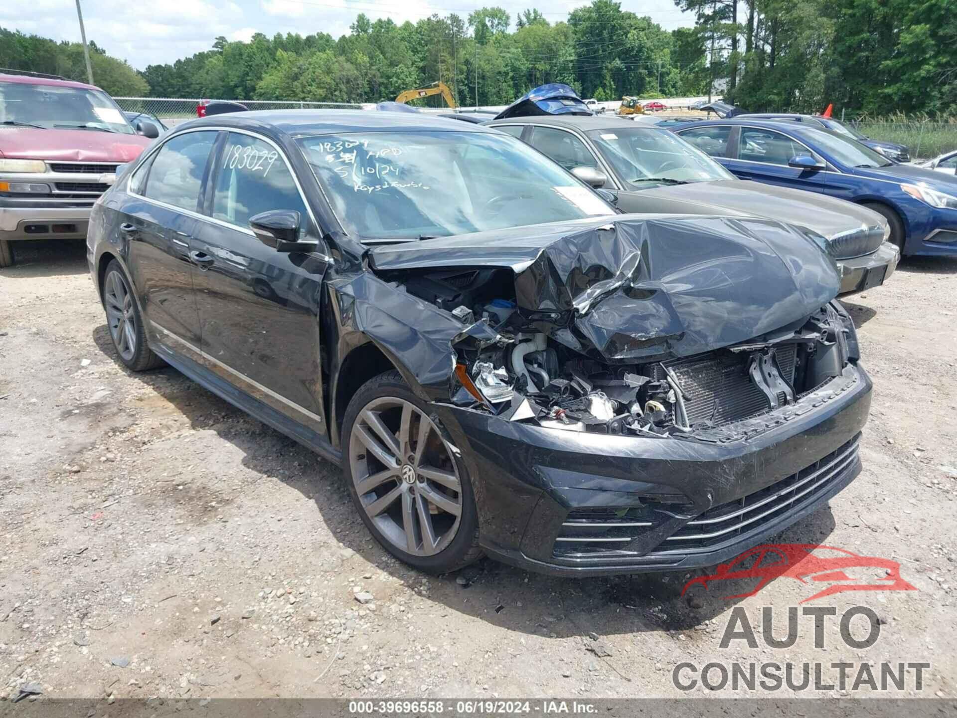 VOLKSWAGEN PASSAT 2016 - 1VWAS7A31GC062979