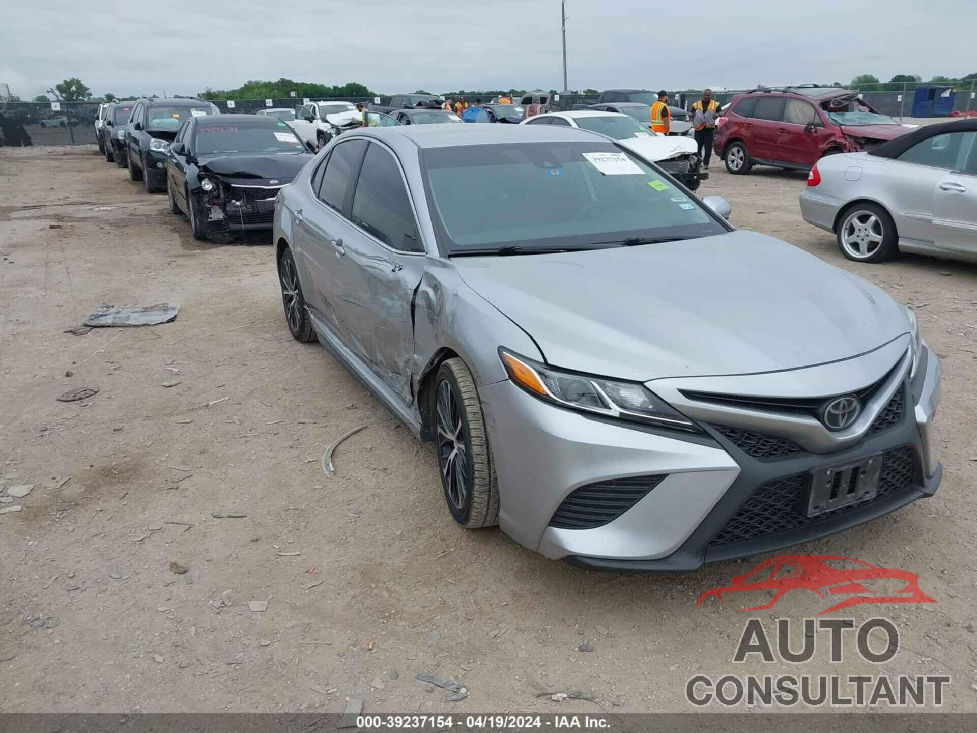 TOYOTA CAMRY 2020 - 4T1G11AK8LU926303