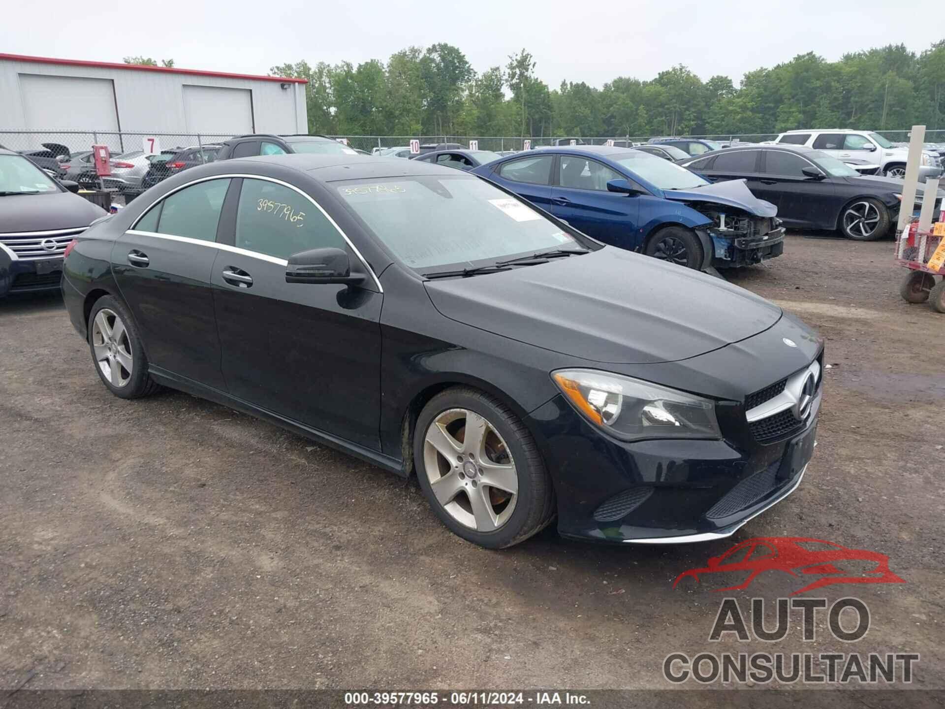 MERCEDES-BENZ CLA 250 2017 - WDDSJ4GB1HN400402