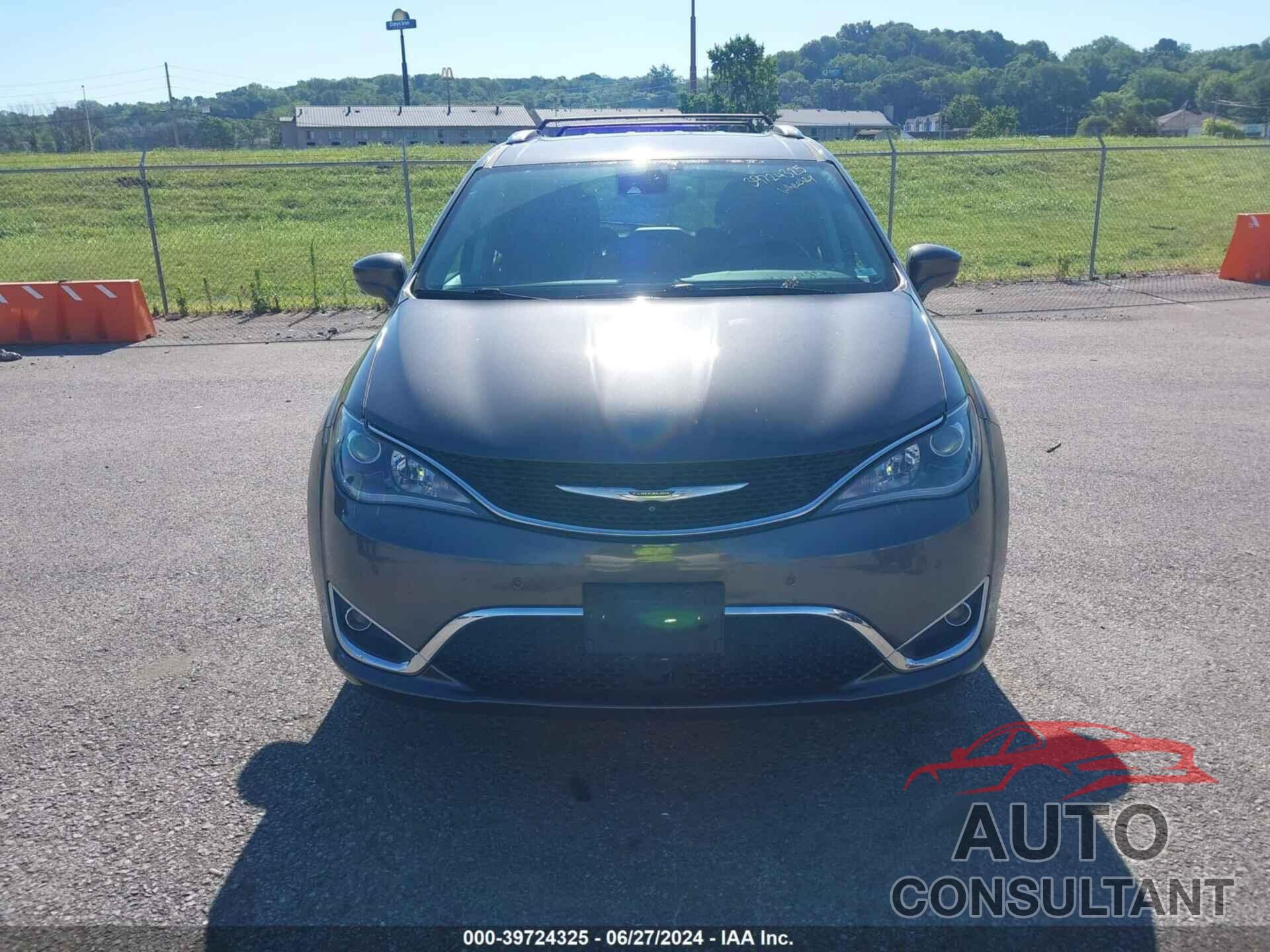 CHRYSLER PACIFICA 2017 - 2C4RC1EG9HR722370