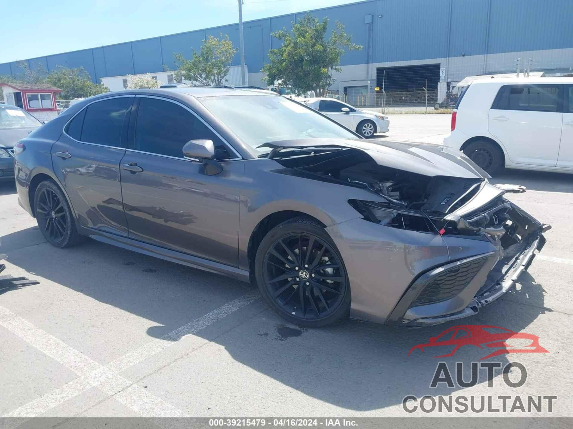 TOYOTA CAMRY 2022 - 4T1K61AK1NU703499