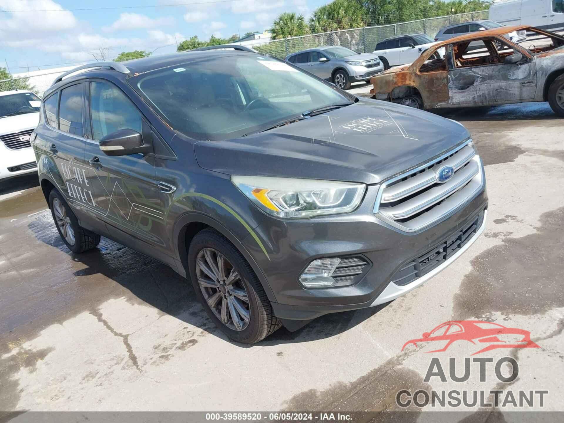 FORD ESCAPE 2017 - 1FMCU0JD3HUA09942