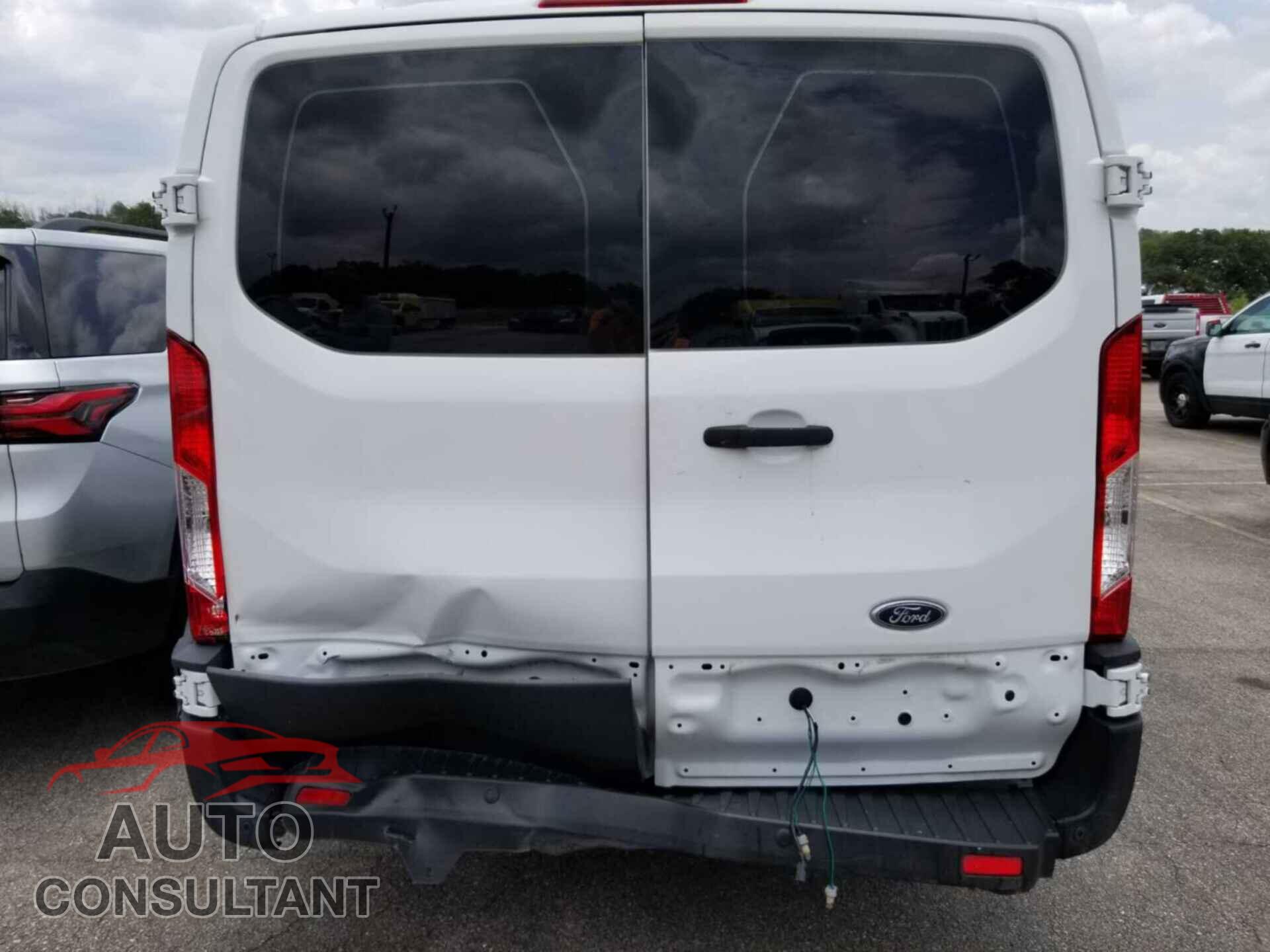 FORD TRANSIT 2016 - 1FTYE1YM8GKB15638