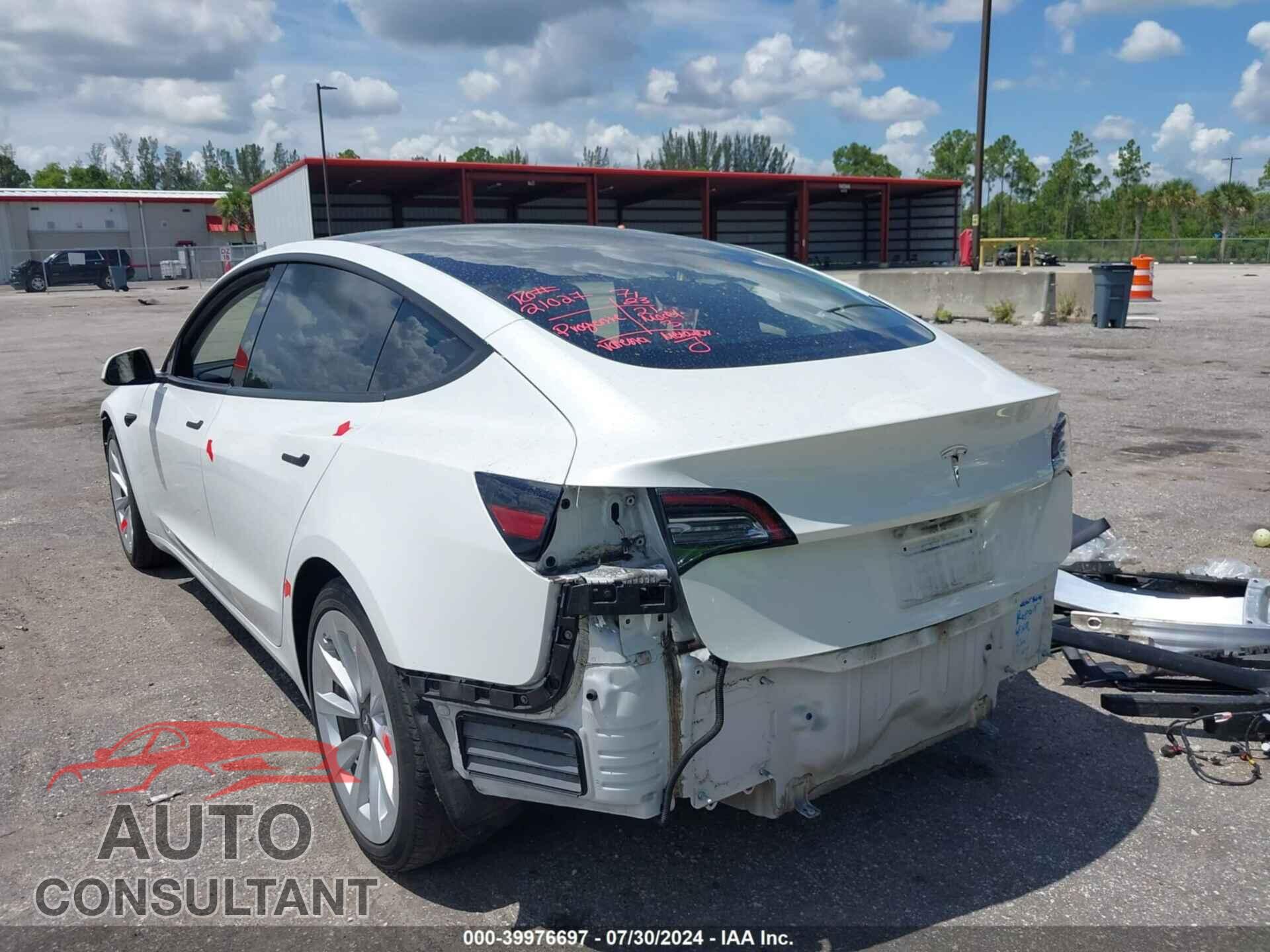 TESLA MODEL 3 2021 - 5YJ3E1EA6MF020847