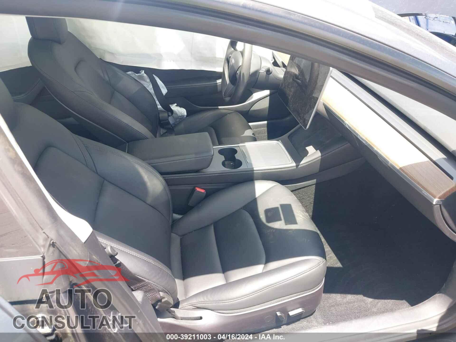 TESLA MODEL 3 2022 - 5YJ3E1EA4NF345918