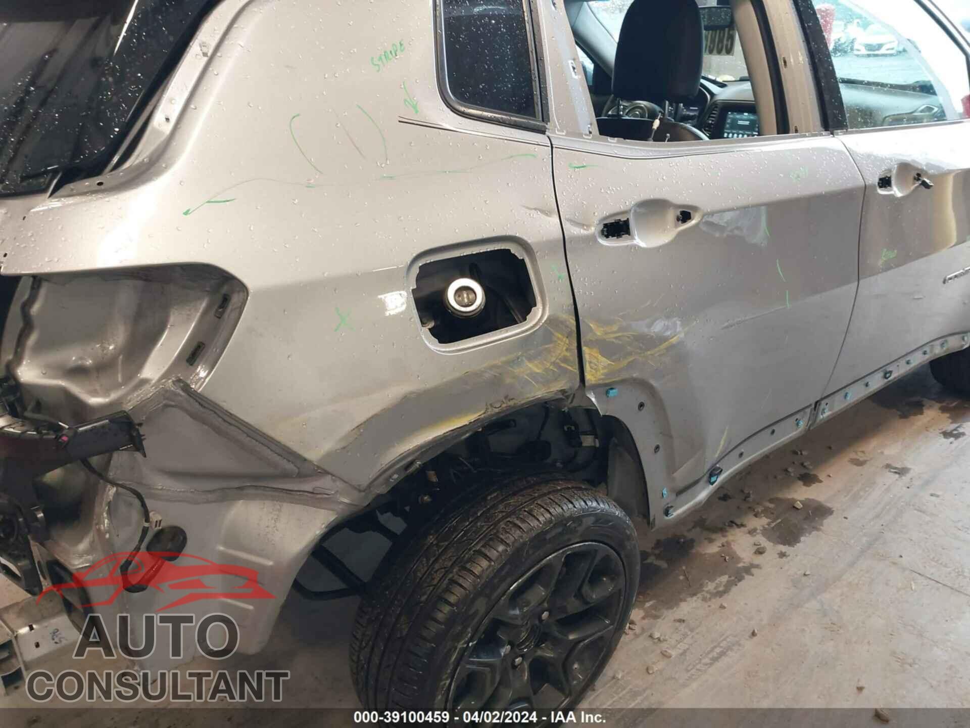 JEEP COMPASS 2020 - 3C4NJDBB7LT156228
