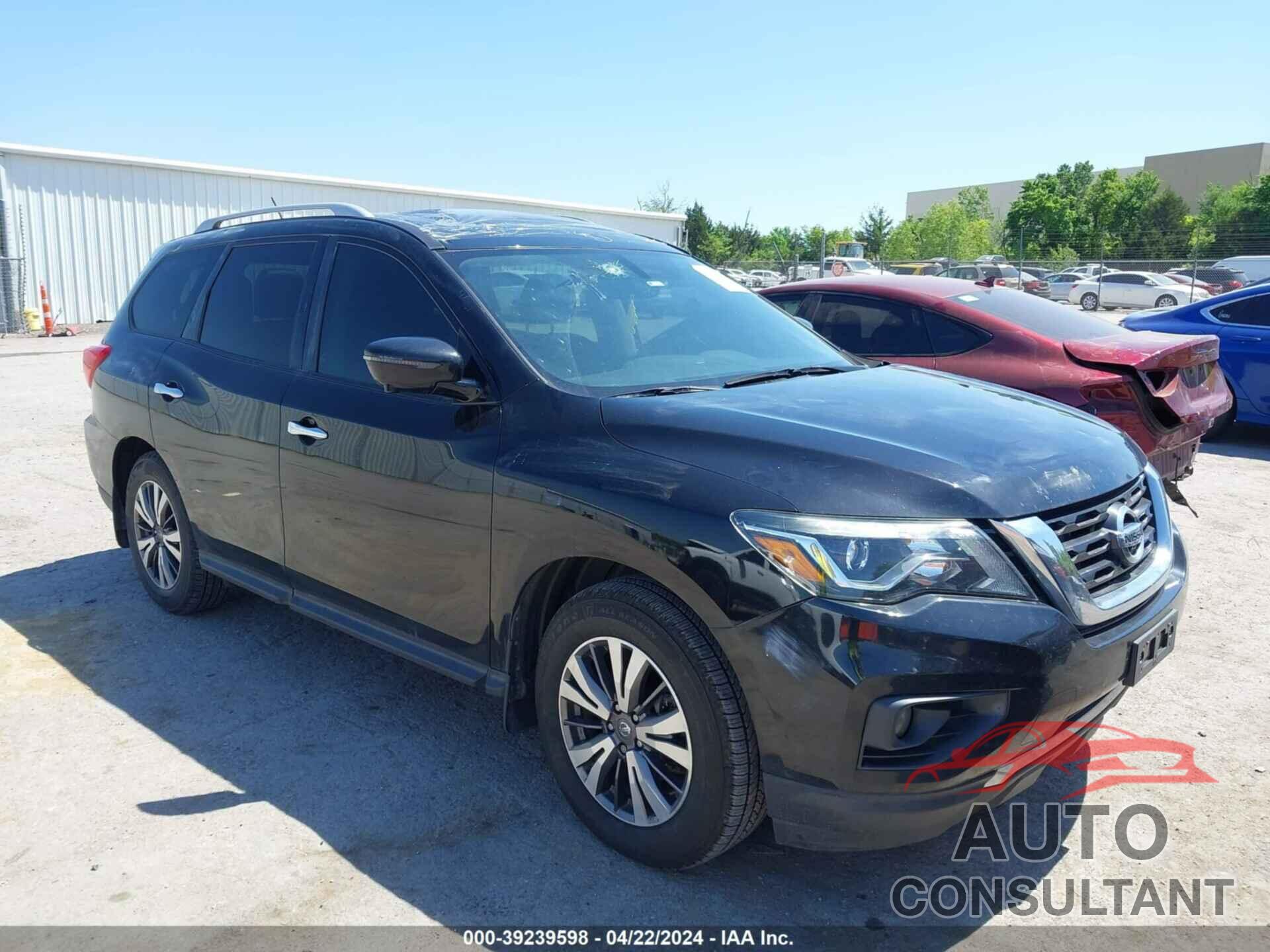 NISSAN PATHFINDER 2017 - 5N1DR2MM8HC600688