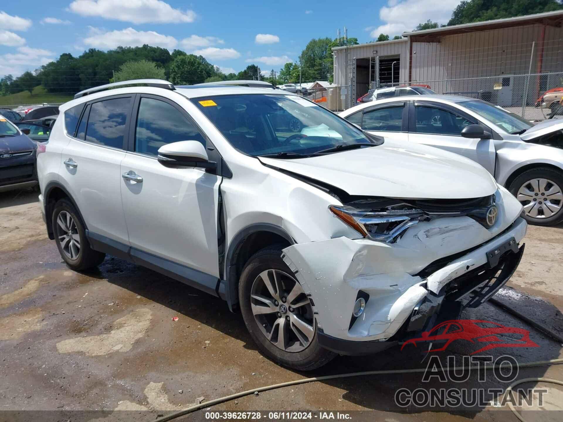 TOYOTA RAV4 2017 - 2T3DFREV2HW571361