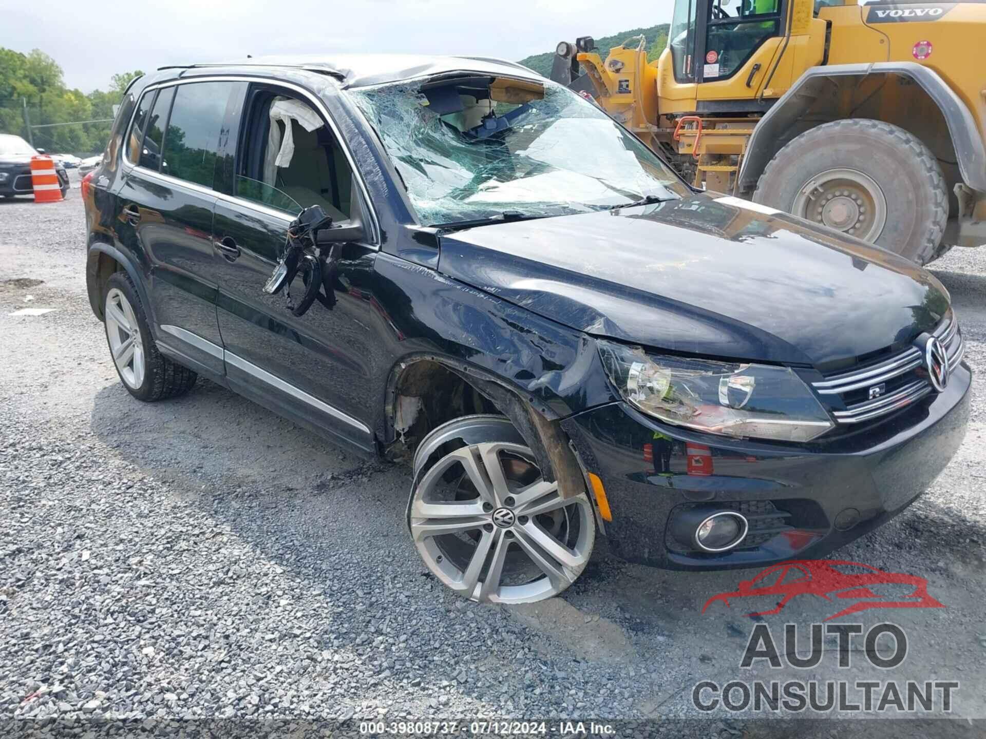 VOLKSWAGEN TIGUAN 2016 - WVGAV7AX6GW026423