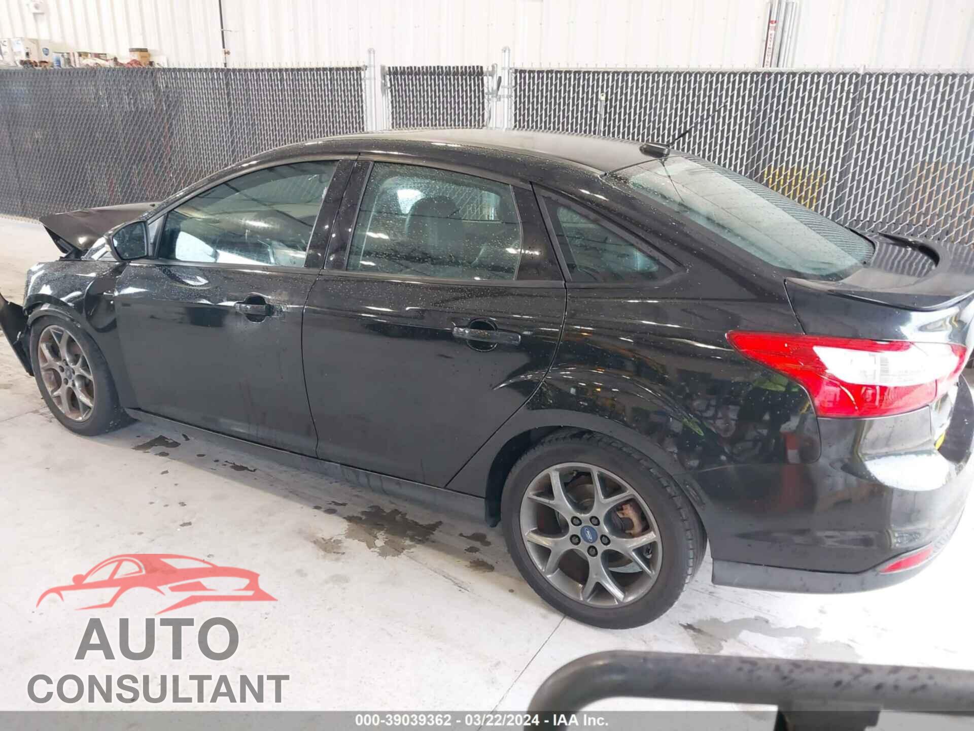 FORD FOCUS 2014 - 1FADP3F23EL353626
