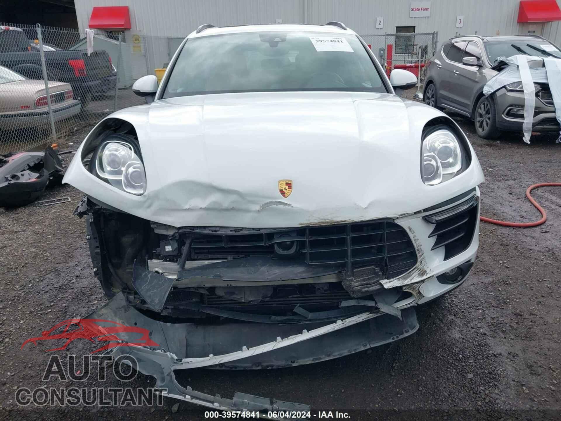 PORSCHE MACAN 2018 - WP1AA2A59JLB09126