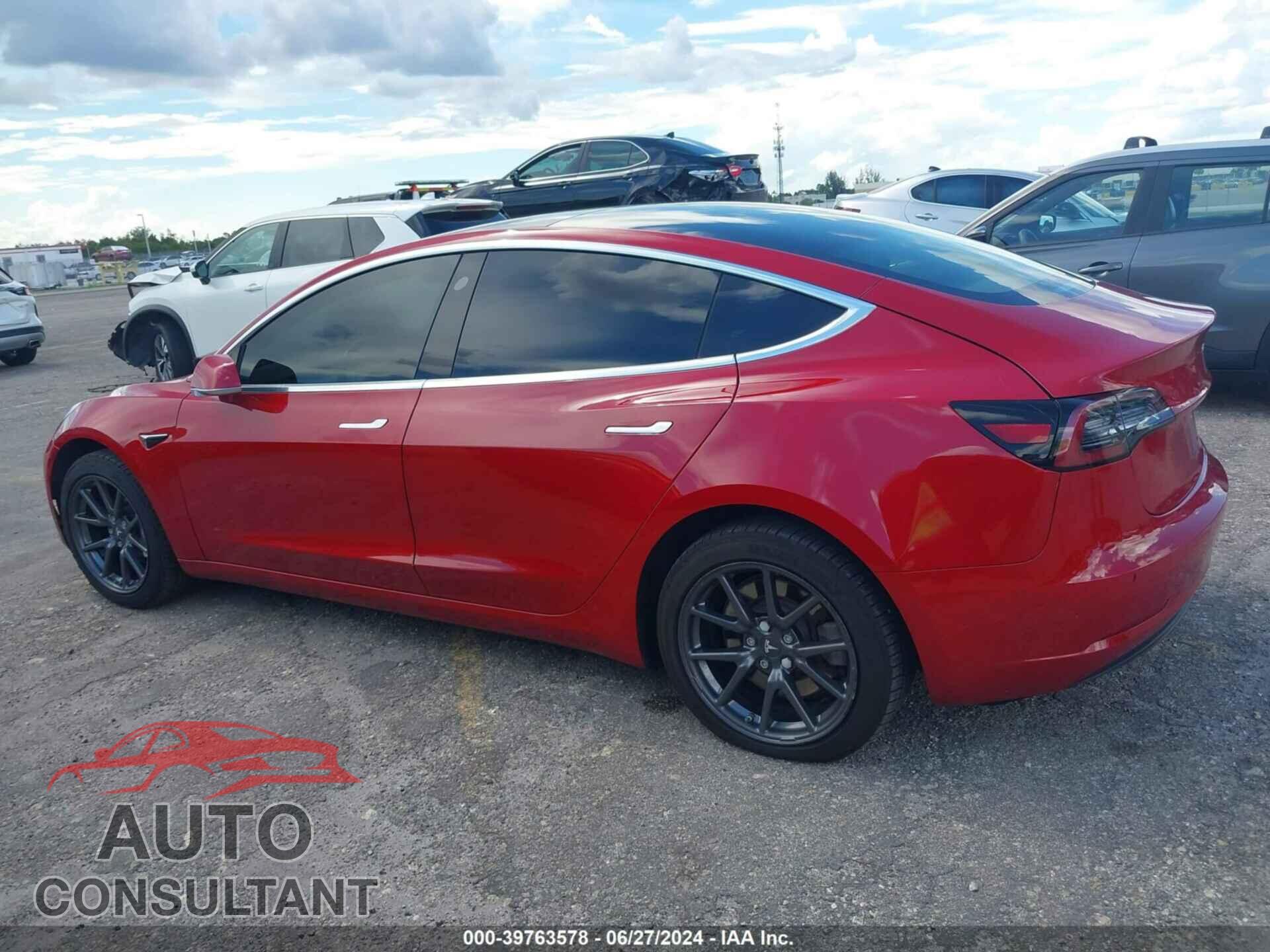 TESLA MODEL 3 2018 - 5YJ3E1EA1JF013042