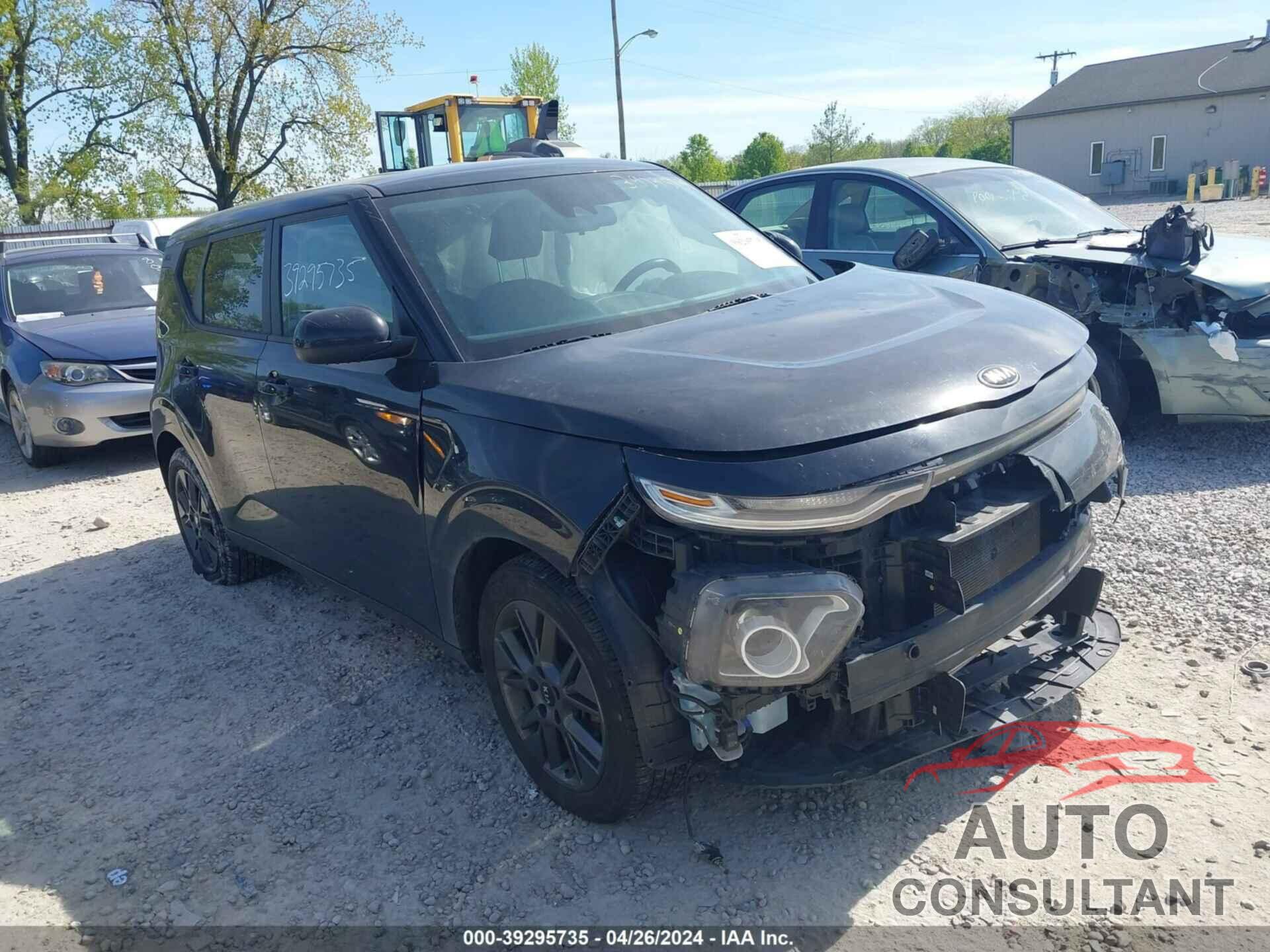 KIA SOUL 2020 - KNDJ33AU7L7025424