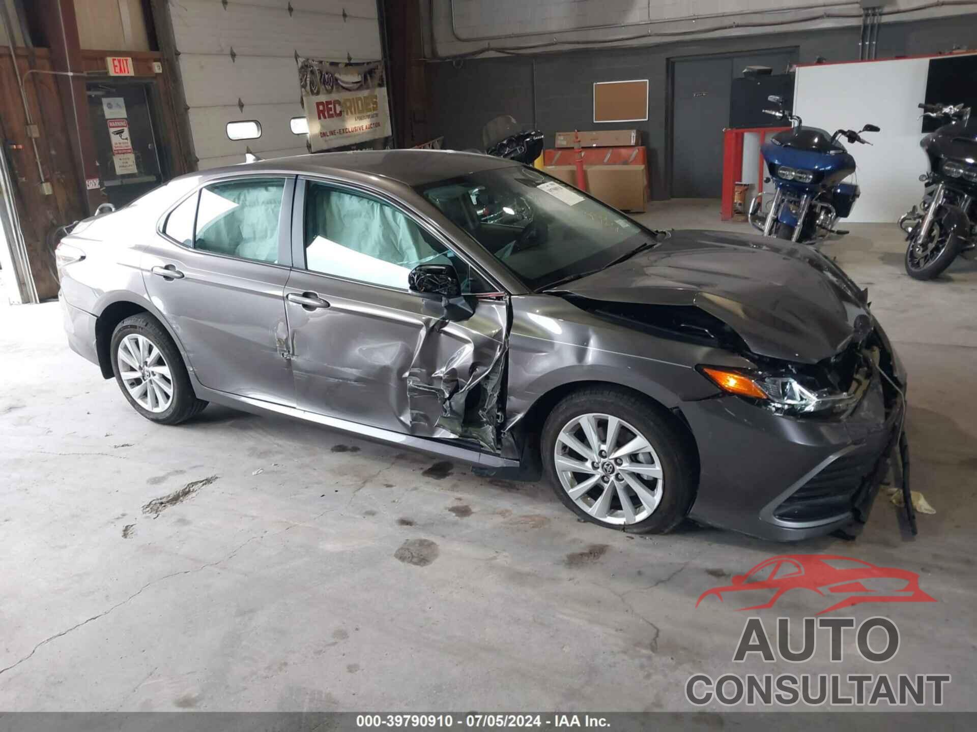 TOYOTA CAMRY 2023 - 4T1C11BK9PU107643