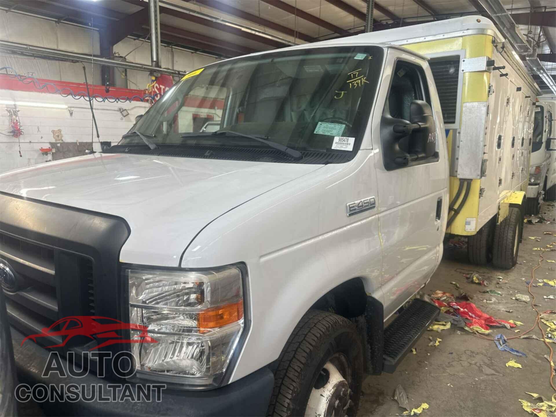 FORD ECONOLINE 2017 - 1FDXE4FS3HDC68637