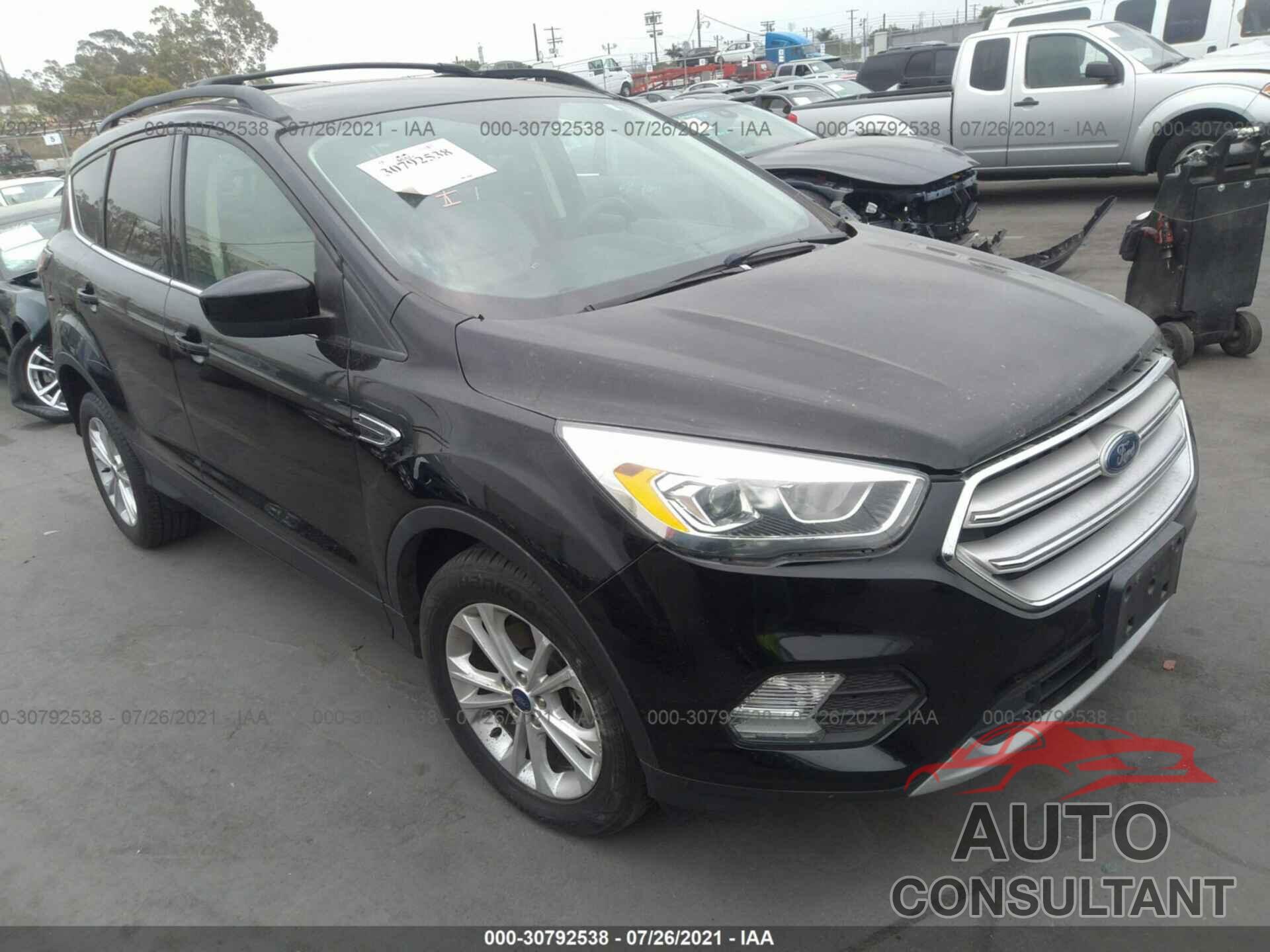FORD ESCAPE 2018 - 1FMCU0HD8JUB16013