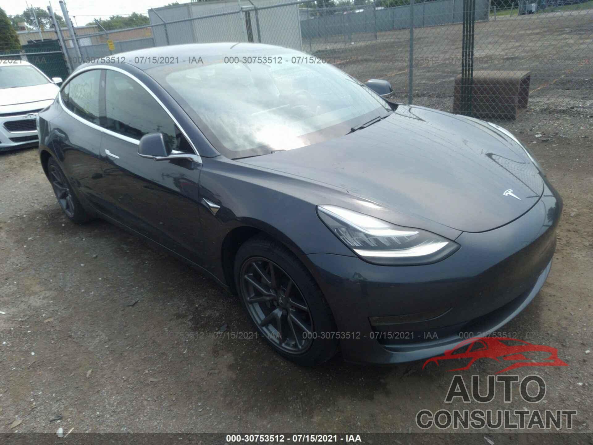 TESLA MODEL 3 2018 - 5YJ3E1EA0JF045061