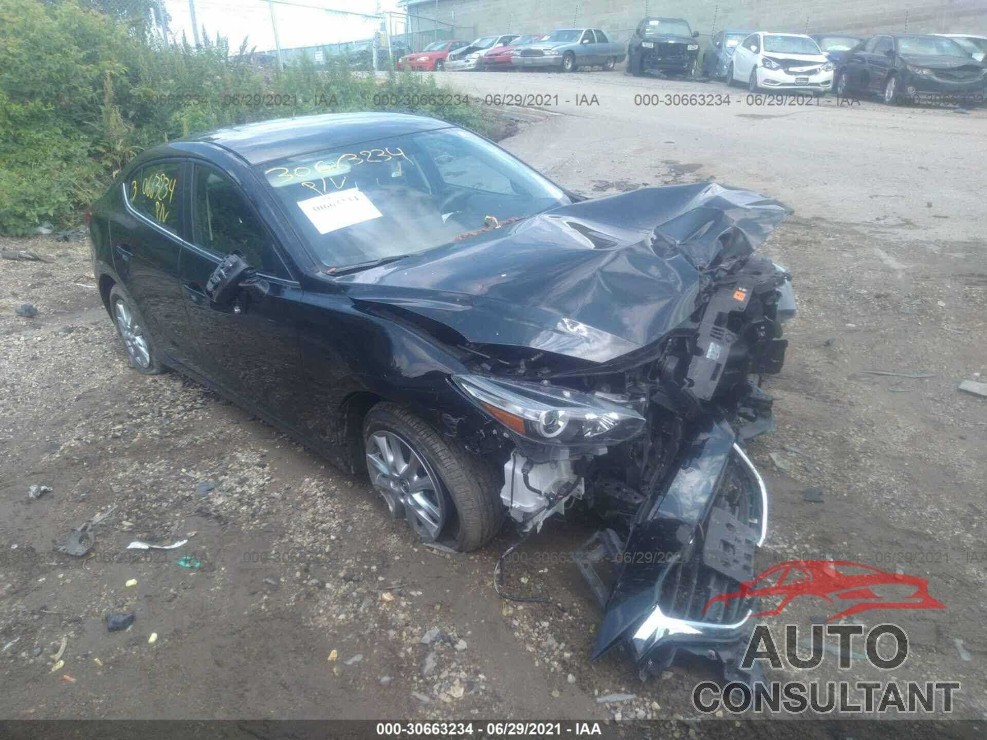MAZDA MAZDA3 4-DOOR 2017 - 3MZBN1U70HM101892