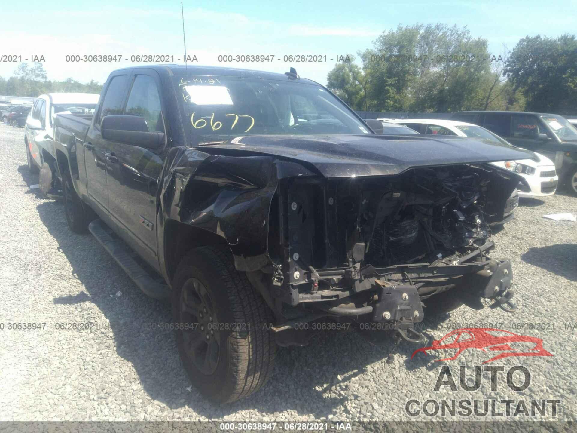 CHEVROLET SILVERADO 1500 2018 - 1GCVKREC0JZ286677