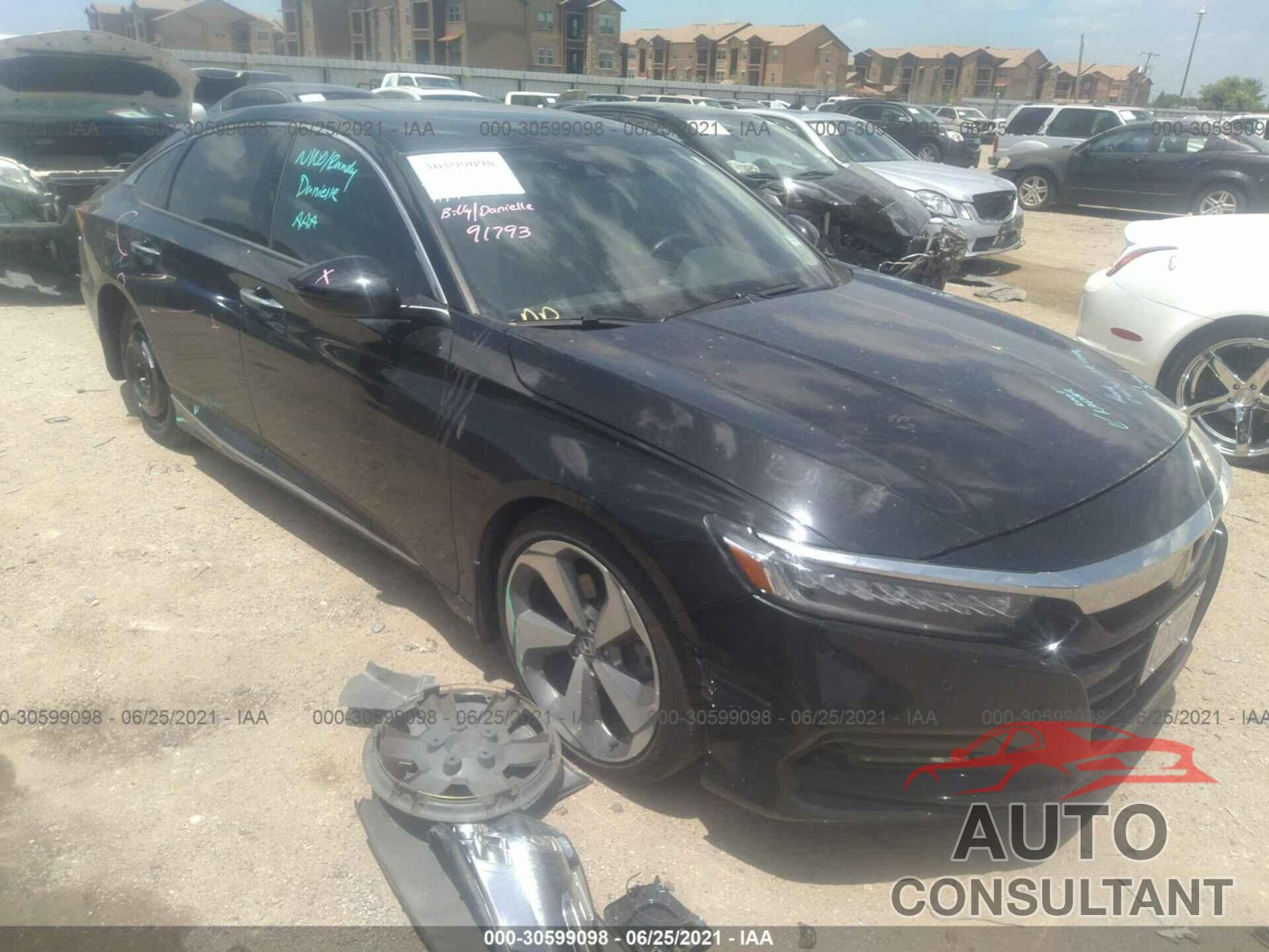HONDA ACCORD SEDAN 2018 - 1HGCV1F94JA045157