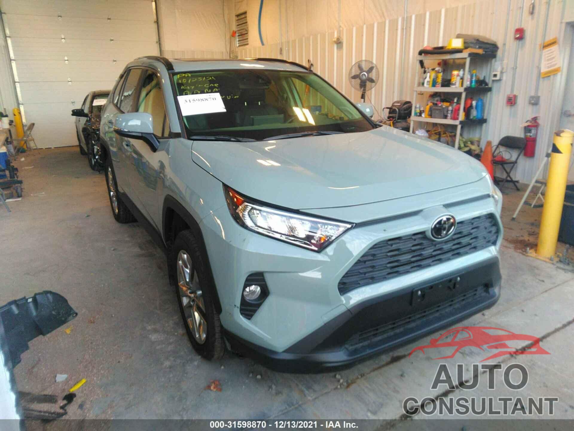 TOYOTA RAV4 2019 - JTMA1RFVXKD521344
