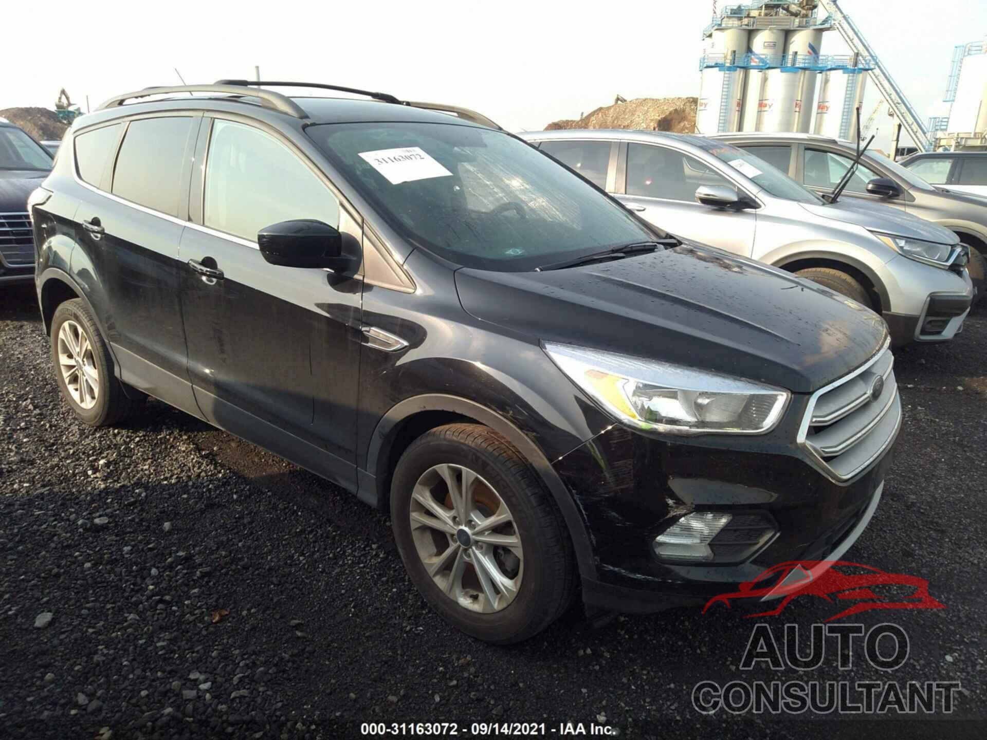 FORD ESCAPE 2018 - 1FMCU9GD6JUD12361