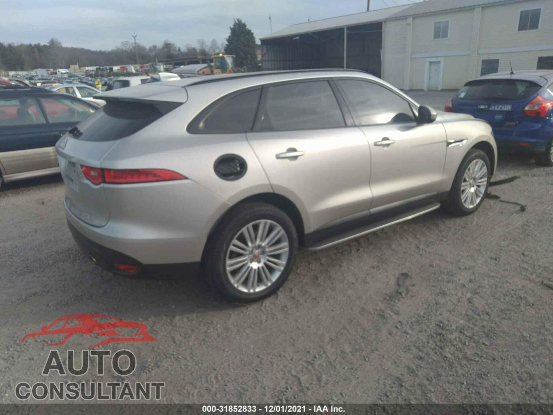 JAGUAR F-PACE 2017 - SADCJ2BV3HA093931