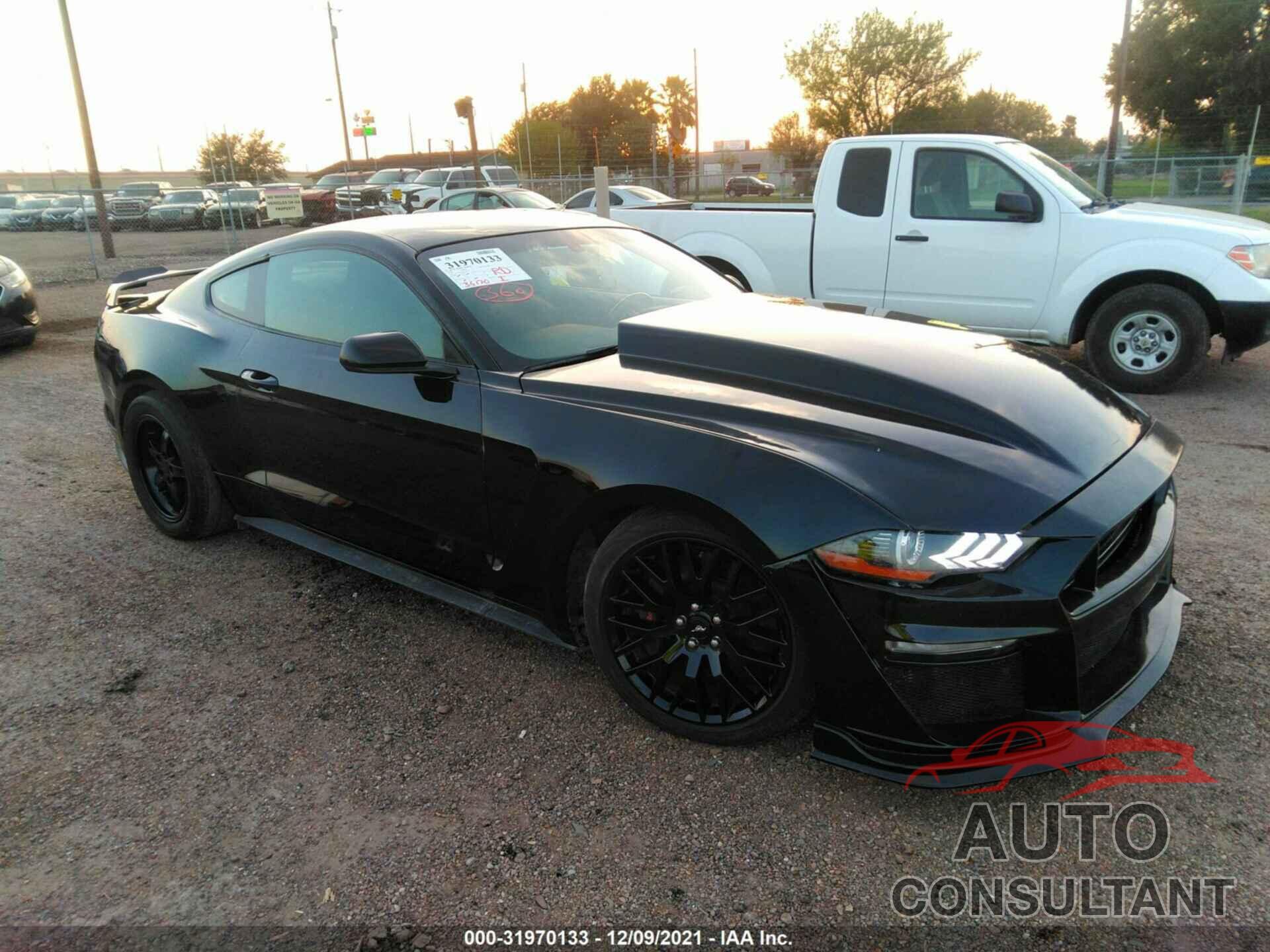 FORD MUSTANG 2019 - 1FA6P8CF9K5143271