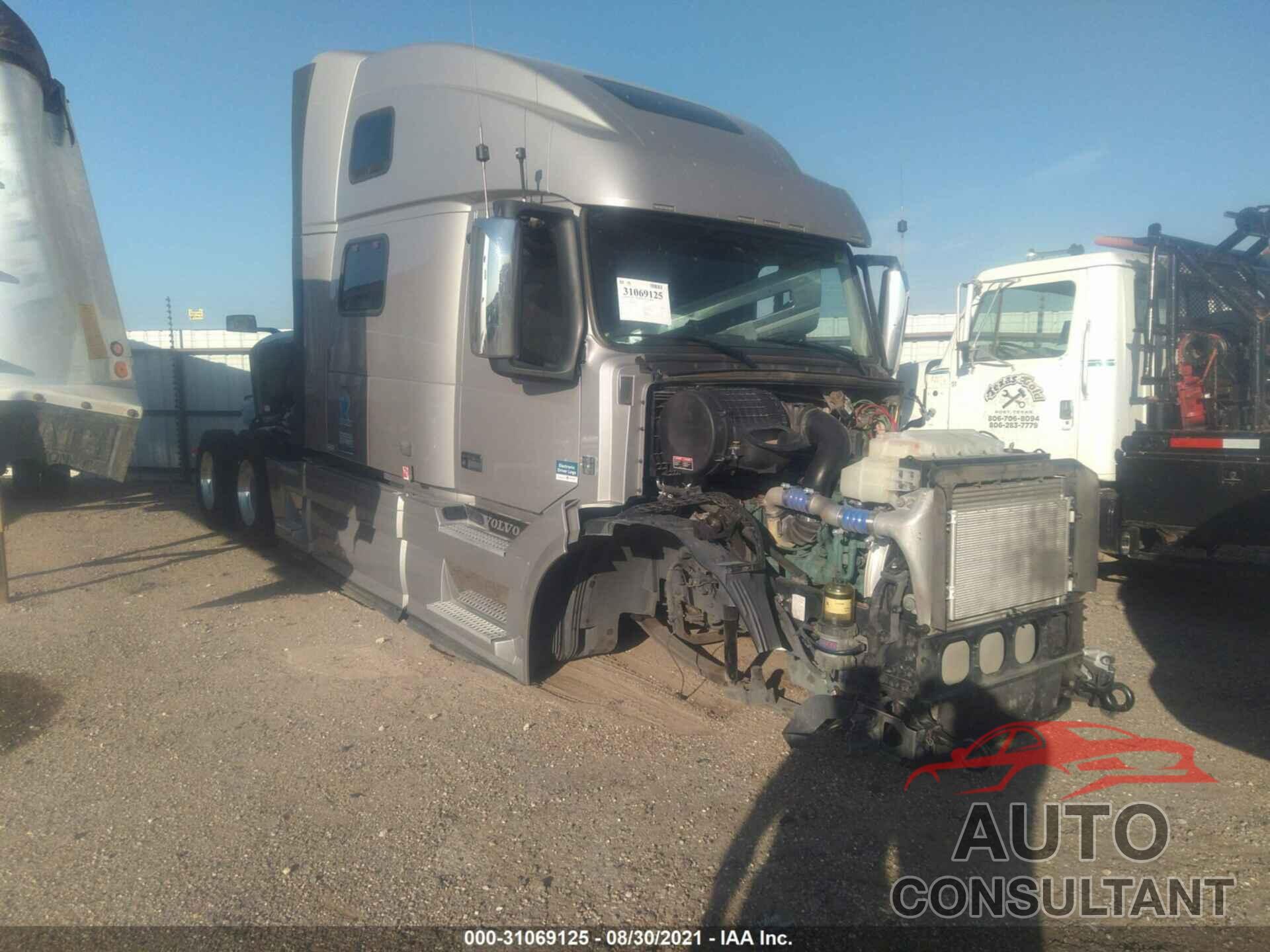 VOLVO VN 2016 - 4V4NC9EH5GN958066