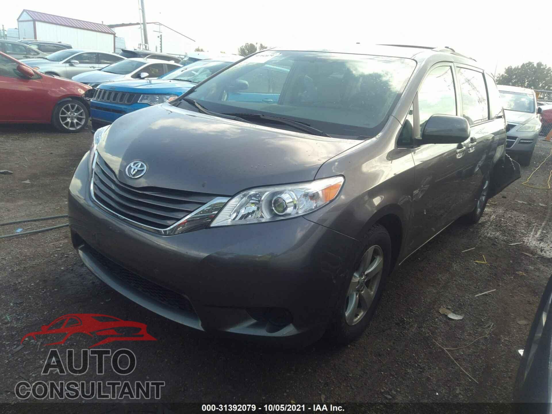 TOYOTA SIENNA 2017 - 5TDKZ3DC7HS771925