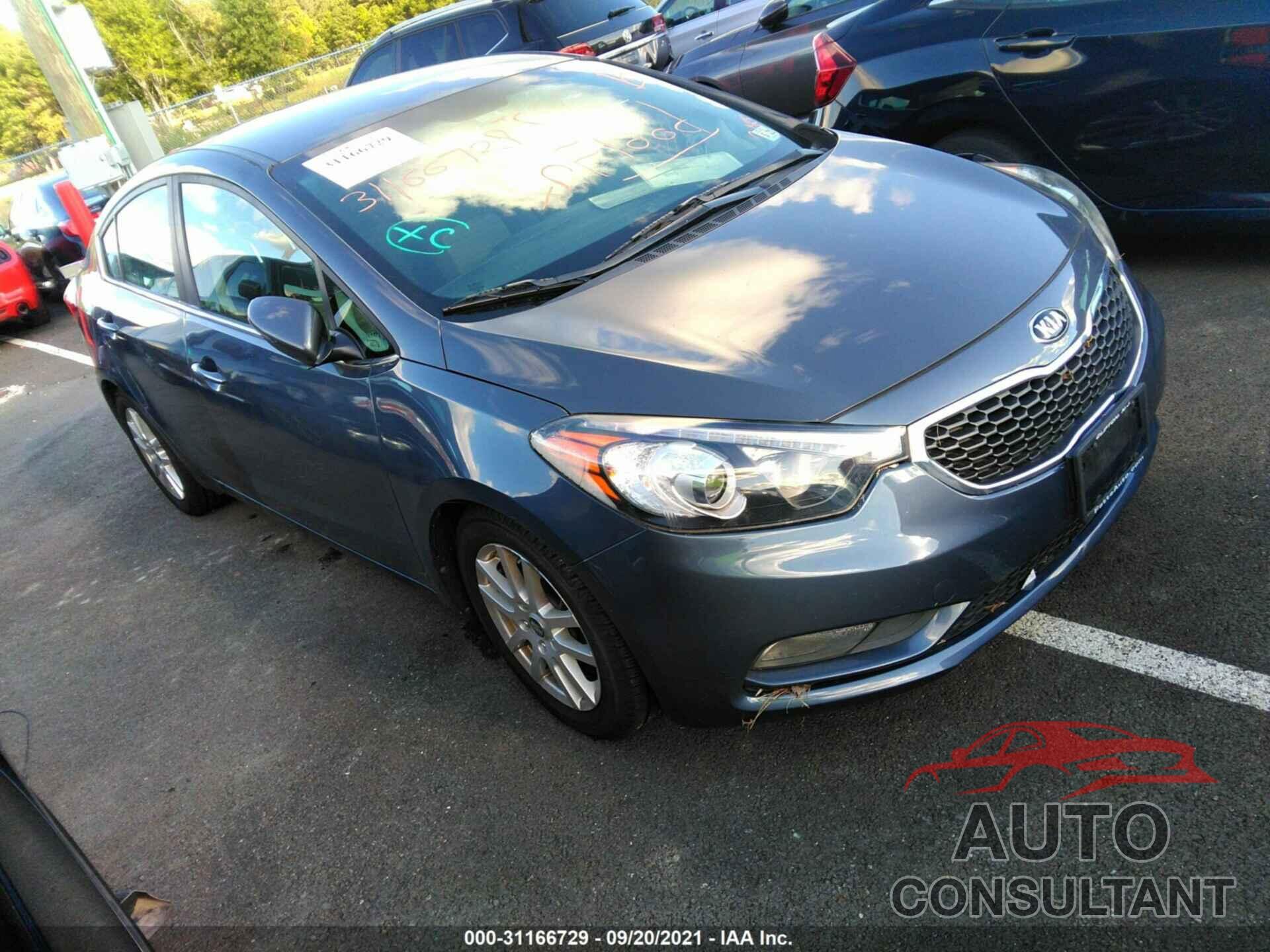 KIA FORTE 2016 - KNAFX4A8XG5571636