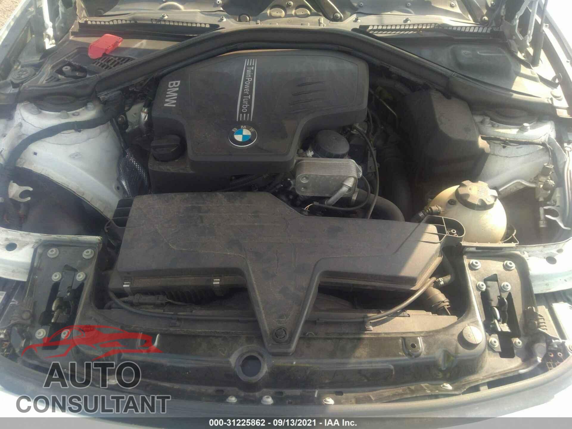 BMW 3 SERIES 2016 - WBA8E3G53GNU01964