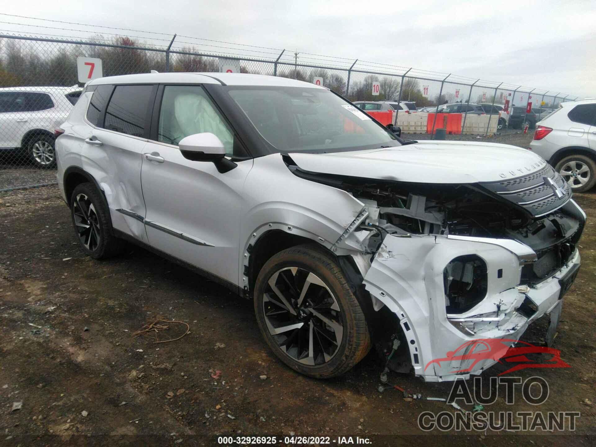 MITSUBISHI OUTLANDER 2022 - JA4J4UA82NZ050996