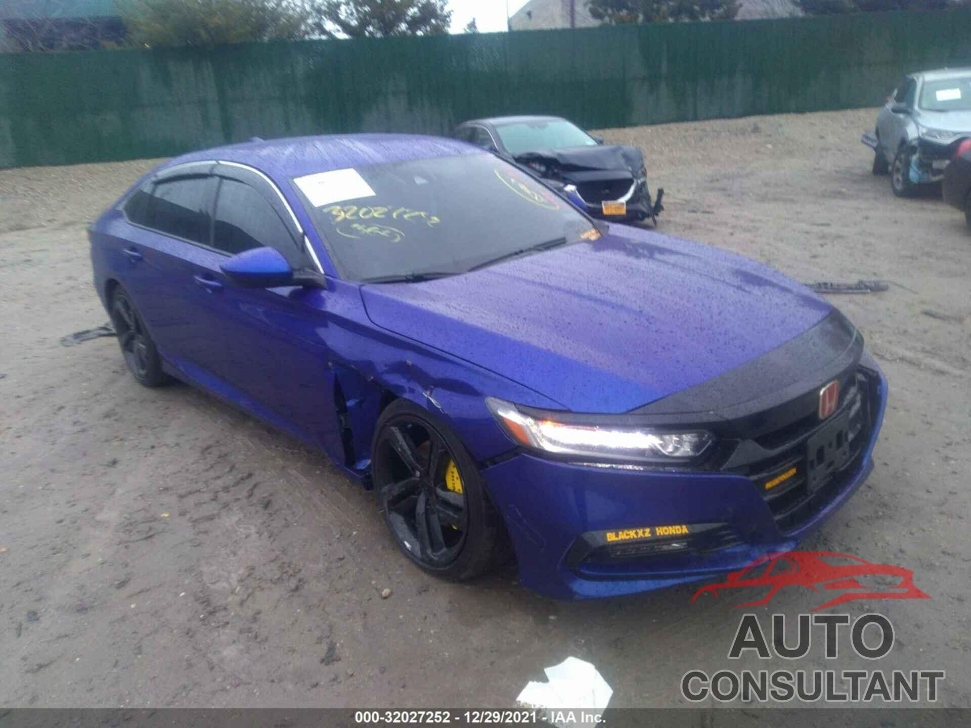 HONDA ACCORD SEDAN 2018 - 1HGCV1F32JA042947