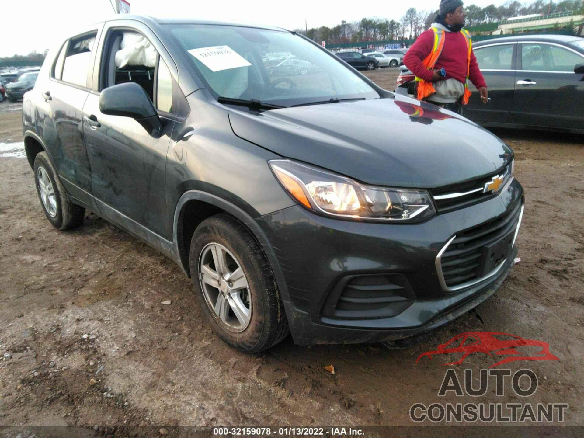 CHEVROLET TRAX 2019 - 3GNCJNSB1KL240614