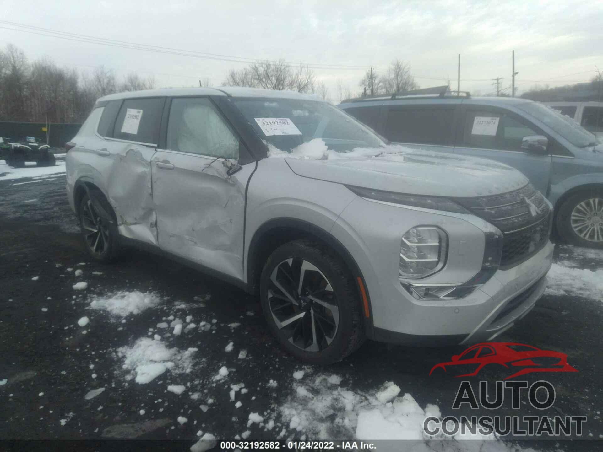 MITSUBISHI OUTLANDER 2022 - JA4J4UA89NZ011399
