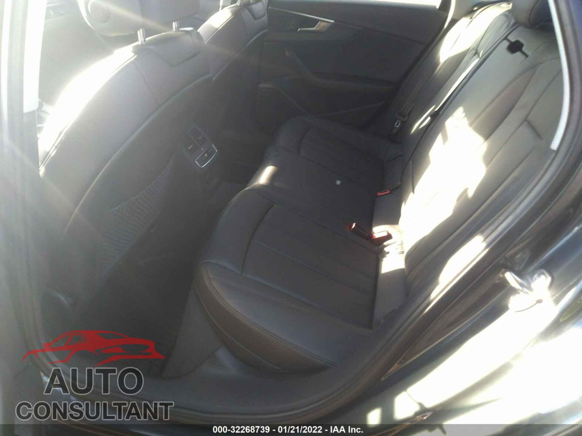 AUDI A4 2018 - WAUDNAF45JA106973