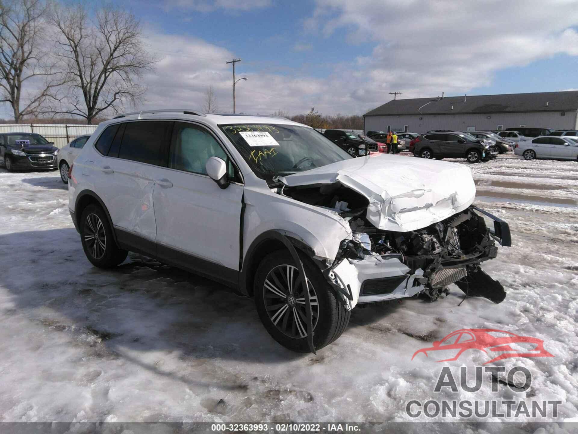 VOLKSWAGEN TIGUAN 2018 - 3VV2B7AX0JM033281